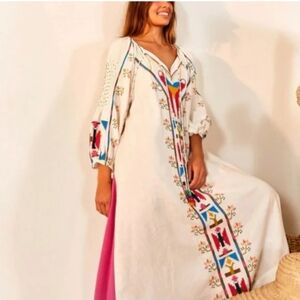 Farm Rio Macaw Embroidered Linen Caftan Maxi-Dress Off White size medium…